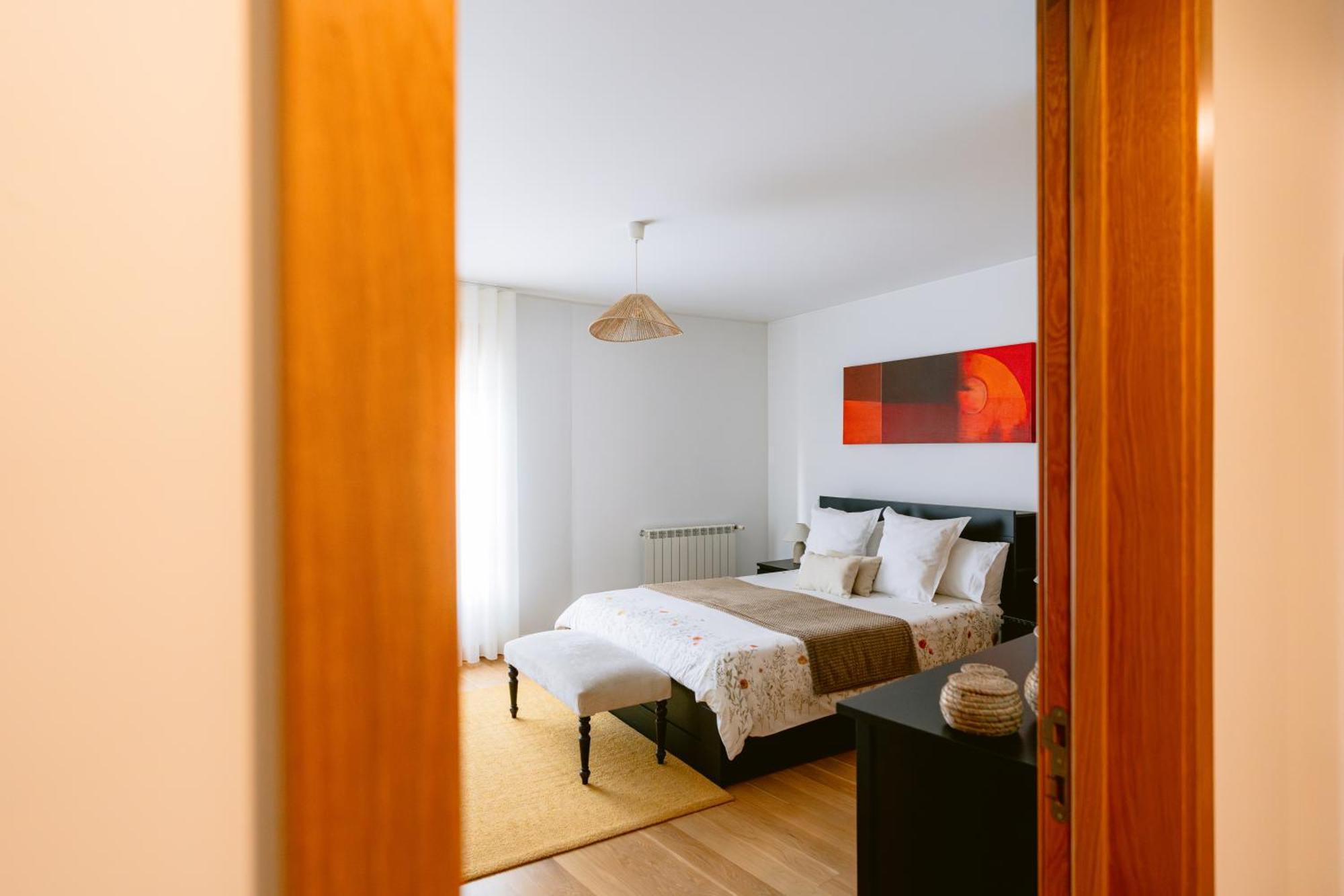 White Family House Apartment Aveiro Bagian luar foto