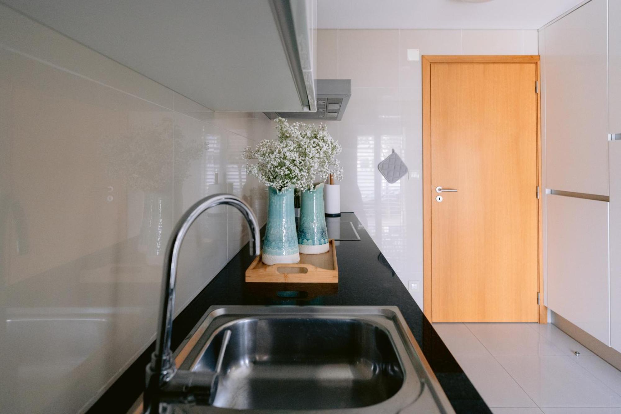 White Family House Apartment Aveiro Bagian luar foto
