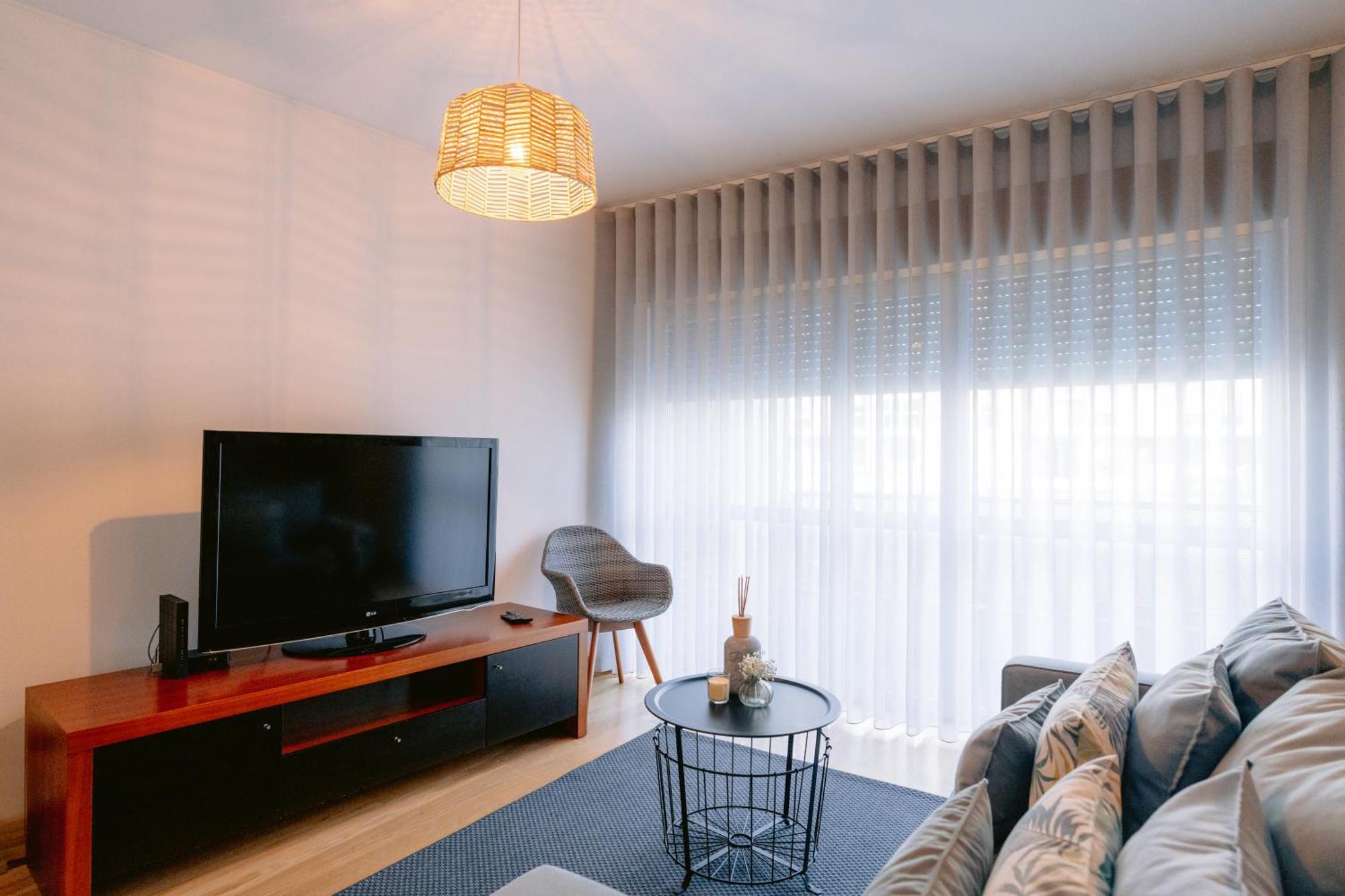 White Family House Apartment Aveiro Bagian luar foto