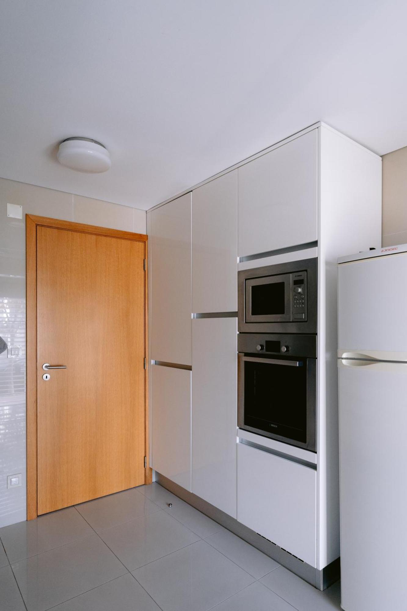 White Family House Apartment Aveiro Bagian luar foto