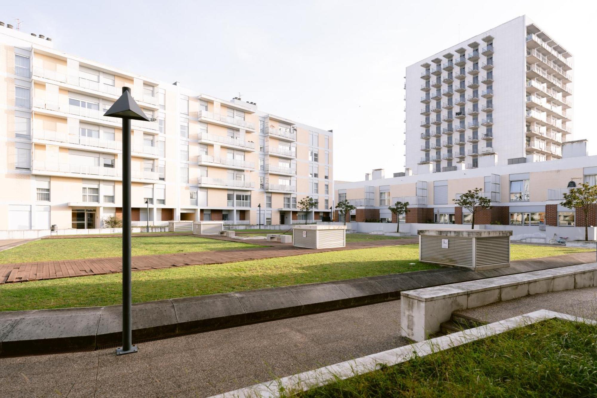White Family House Apartment Aveiro Bagian luar foto