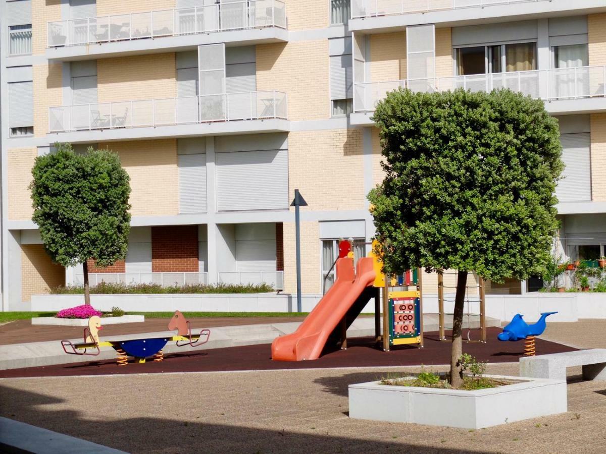 White Family House Apartment Aveiro Bagian luar foto